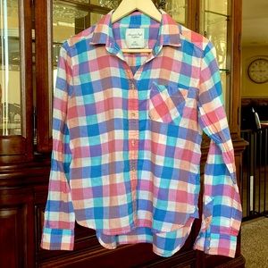 American Eagle- Plaid petite small long sleeve shirt